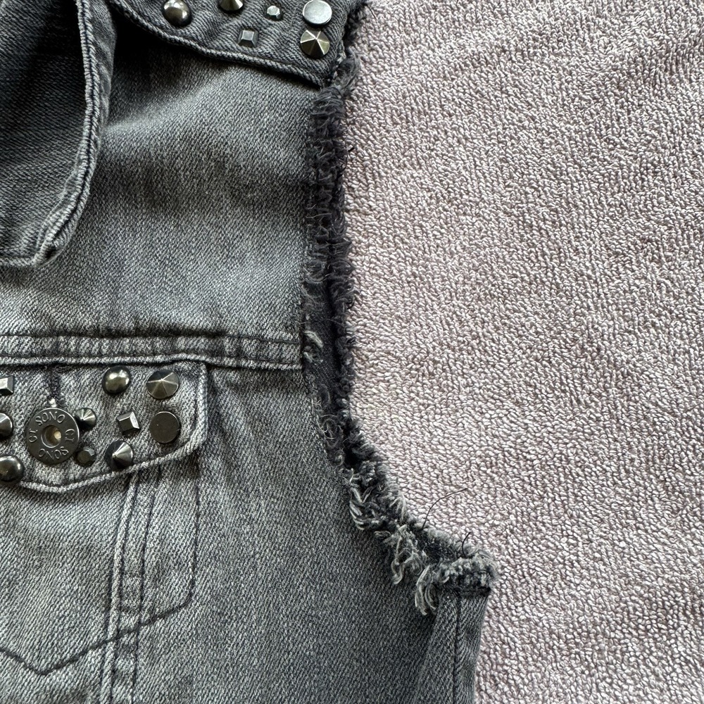 Womens Black Studded Denim Vest Moto Punk Grunge Frayed Sleeveless Jacket S - Picture 10 of 12